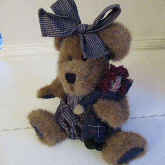 Retired Boyds Bears "Sally Quignappel and Annie" - Picture 2 of 9
